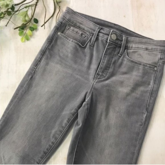 Athleta High Rise Sculptex Skinny Jean Size 24 - Picture 1 of 1